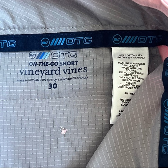 Vineyard Vines Men's Light Pink Flat Front Shorts - Picture 8 of 10